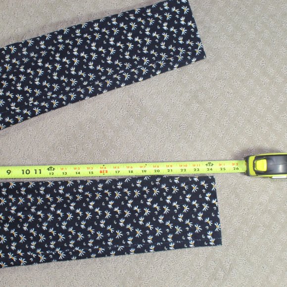 Banana Republic Size 2 Sloan Fit Mid Rise Cropped Pants - Picture 5 of 6